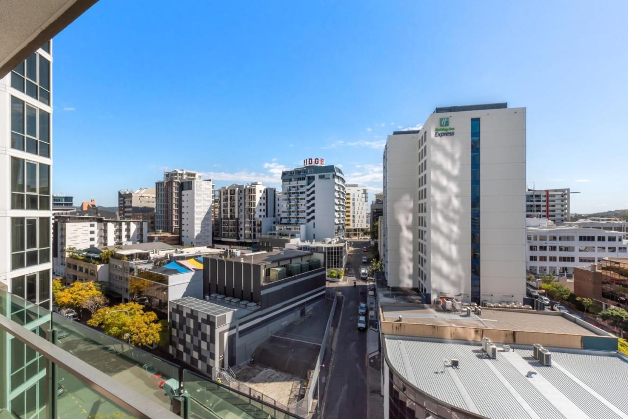 Aparthotel Quattro On Astor Brisbane Zewnętrze zdjęcie